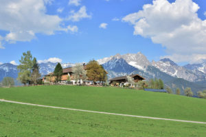 schmiderer-vorderkasbichl-Haus-SOMMER-panorama